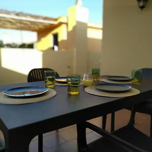 https://malaga-yellow-duplex.hotelsinnerja.org