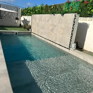 https://valtisya-pool-and-airport.maspalomashotels.com